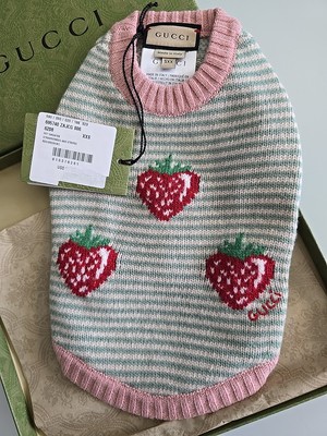 GUCCI グッチ 犬 ペット用 ニット セーター イチゴ柄 XSサイズ New with Tags Gucci Dog Strawberries Wool Pet Sweater Size XXS