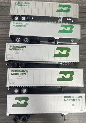 #ad HO Scale Set of 5 Burlington Northern Trailers Loose Sold As Is $35.99