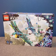 LEGO Avatar: Jake & Neytiri's First Banshee Flight (75572) for