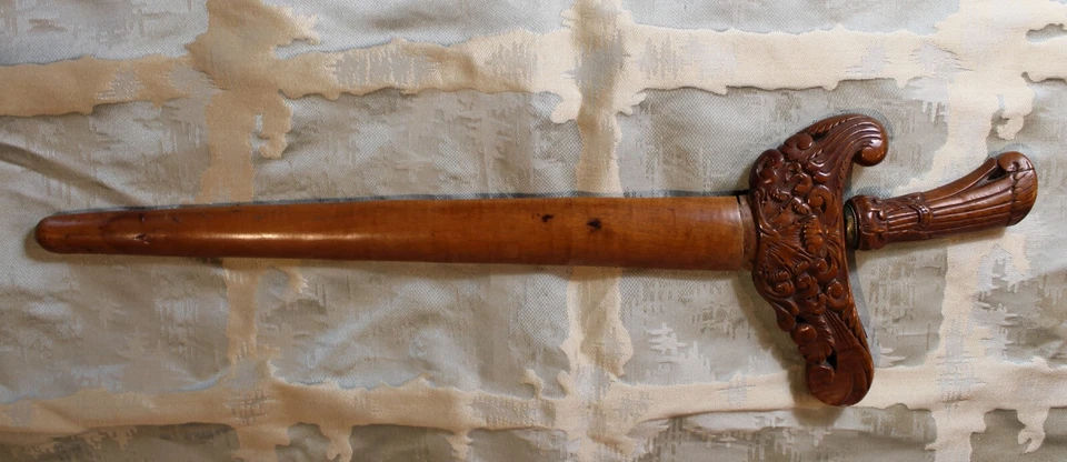 Antique Javanese Keris Dagger with Heavily Carved Scabbard and Handle c. 1875 - Image 2 of 4