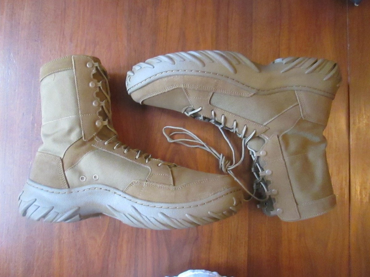 Oakley Field Assault HUNTING TACTICAL AR670-1 Boots Coyote 11194