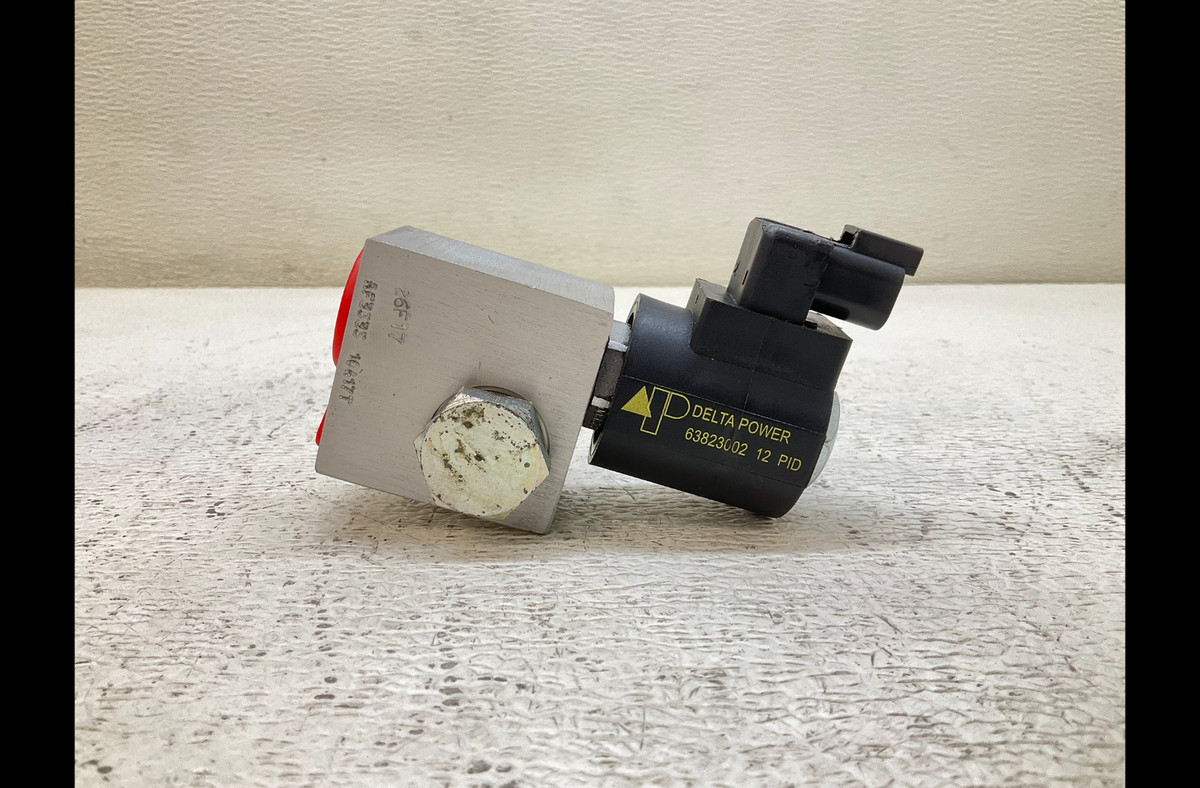 Jacobsen 4329226 Hydraulic Wing Lock Solenoid Valve 63823002 New 