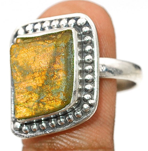 Natura Rough Labradorite Madagascar 925 Sterling Silver Ring Sz 8