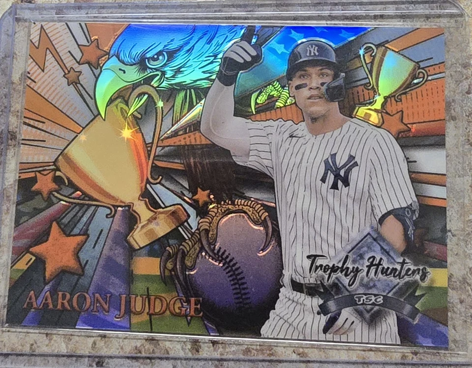 Aaron Judge 2022 Topps Stadium Club Chrome Trophy Hunters #RL-13, 04/25 MVP - Image 2 of 4