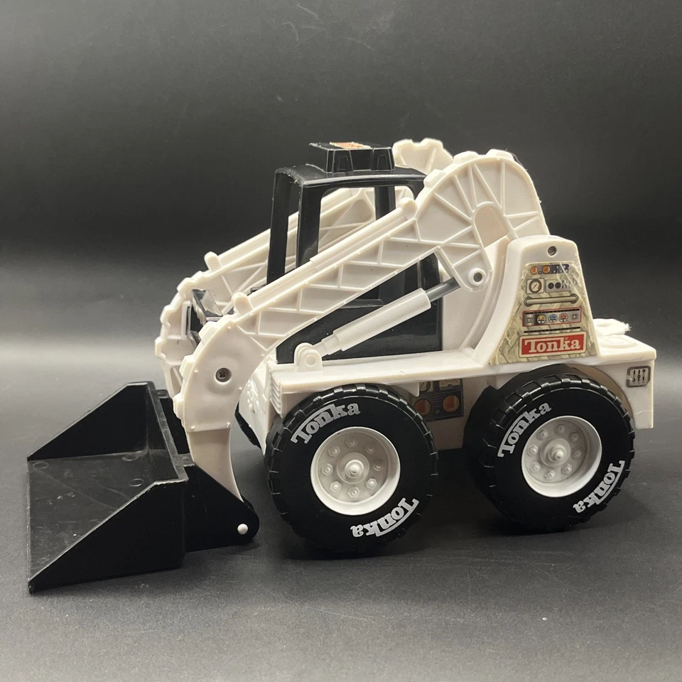 FunRise Tonka 6 Skid Steer /Bobcat Front Loader Toy - 2003 Used Read Condition - Image 2 of 4