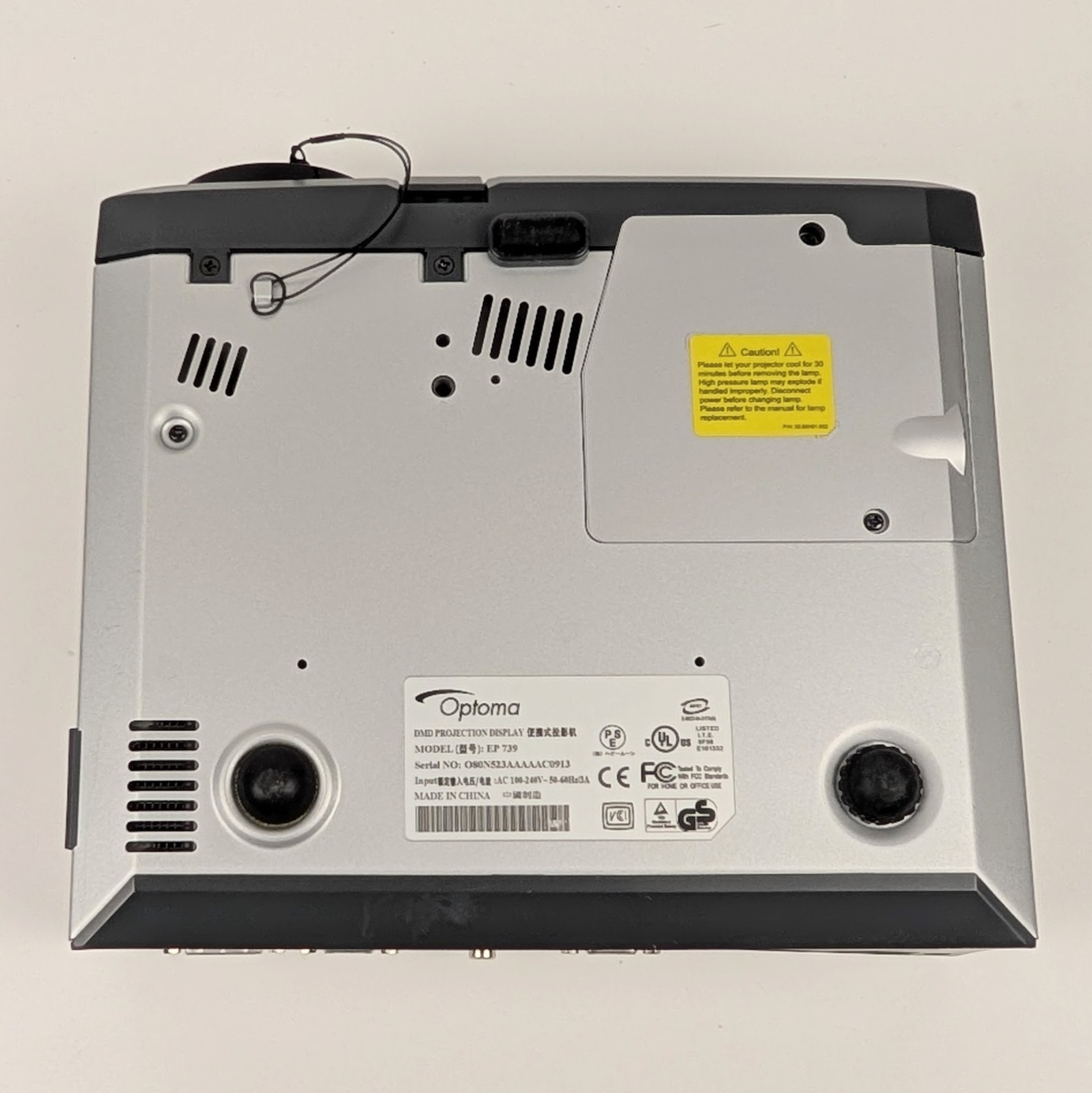 Optoma EP739 DLP Projector With Carry Case - Working - No Remote