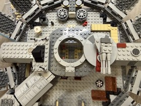 LEGO Star Wars: Millennium Falcon 7965 100% Complete w box