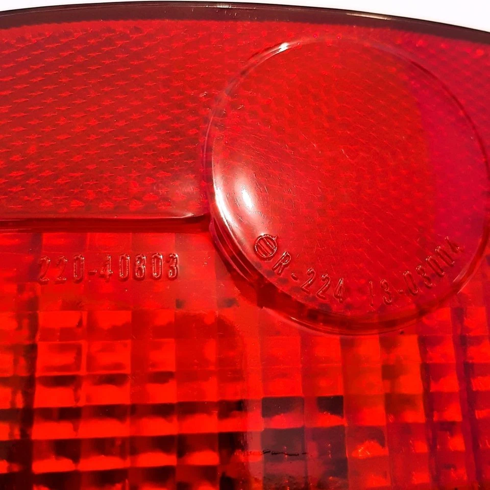 KAWASAKI GTO KH110 KZ200 KZ250 KZ400 KZ450 KZ650 REAR STOP LAMP TAIL LIGHT ASSY Foto 3 de 4