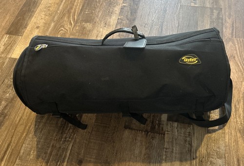 SKYROLL Carry-On Garment Bag, Black, Comes With Strap