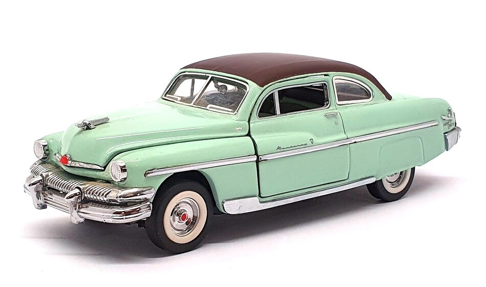 Franklin Mint 1/43 Scale 11321W - 1951 Mercury Monterey - Light