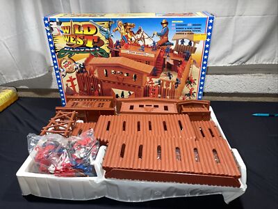 Redbox Wild West Playset Fort Buffalo Complete With Bonus Chief, Horse & Hut VTG
