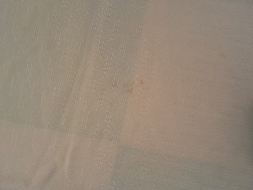 JC Penny Home Collection Fabric Gold 100"× 60” Rectangular Tablecloth - Picture 3 of 6