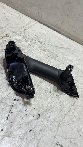 VOLKSWAGEN POLO 2017 1.2TSI ,DRIVER SIDE INNER DOOR HANDLE P/N: 6R0867180 - Picture 6 of 9