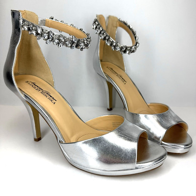 Badgley Mischka Sindy Silver Metallic Embellished Ankle Strap Heels Size 9