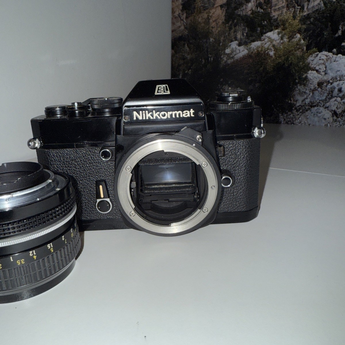 Nikon Nikkormat EL 35mm SLR Film Camera w/ 50mm Lens 610563625154