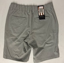 BANANA REPUBLIC Men's Comfort Waist Flat Front Shorts GRAY Wicking 30 NWT