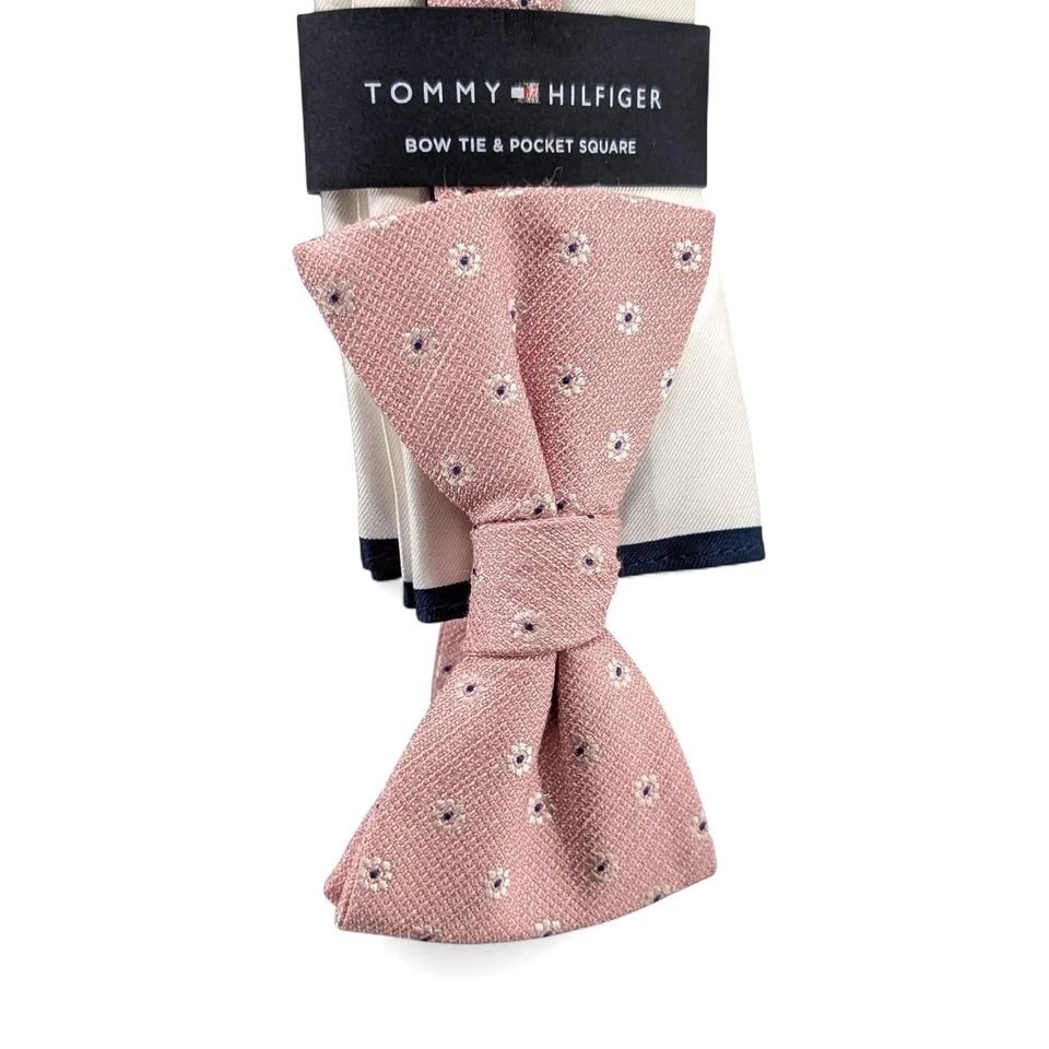Tommy Hilfiger Juego de pajarita floral y cuadrado de bolsillo liso para hombre - Rosa Foto 4 de 4