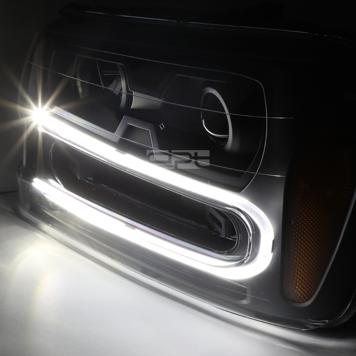 Motor-1 Black Housing Headlights For 2002-2009 Chevy Trailblazer - Amber Reflectors, Clear Lens