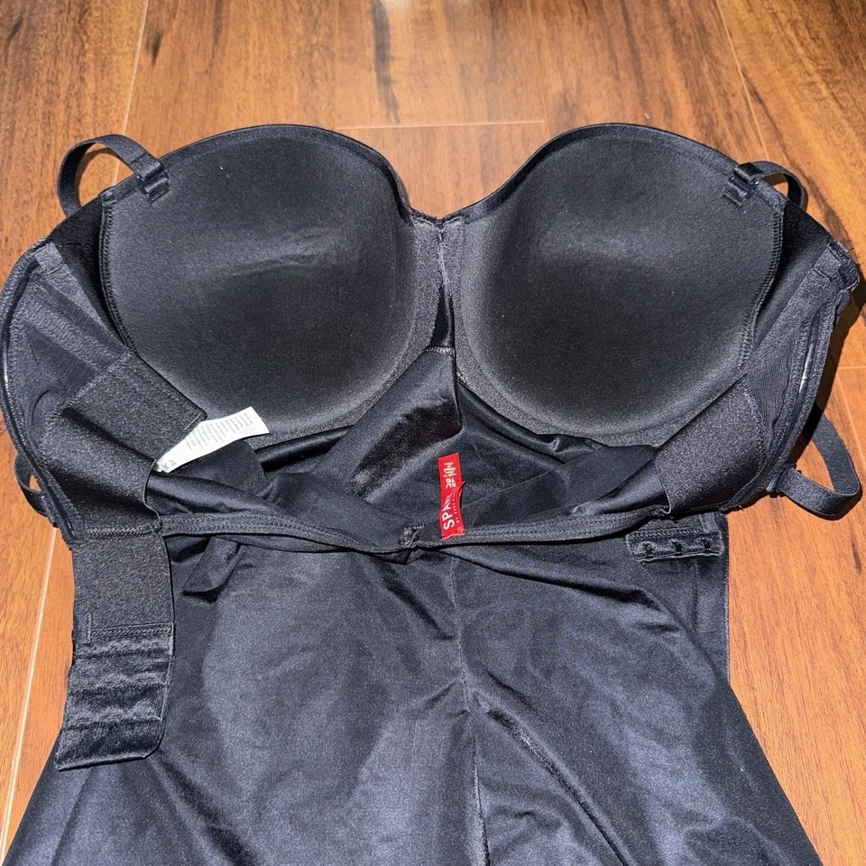 Spanx Suit Your Fancy Strapless Convertible Bodysuit XL Black 10205R Shapewear - Image 4 of 4