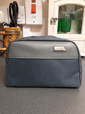 Delta Airlines TUMI In Flight Amenity Kit with contents 