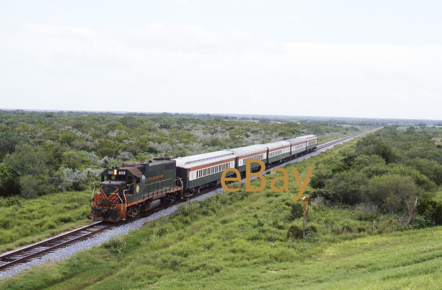 TEXASMEXICAN GP38 "TEXMEX EXPRESS" Pass. Train Realitos TX 1987