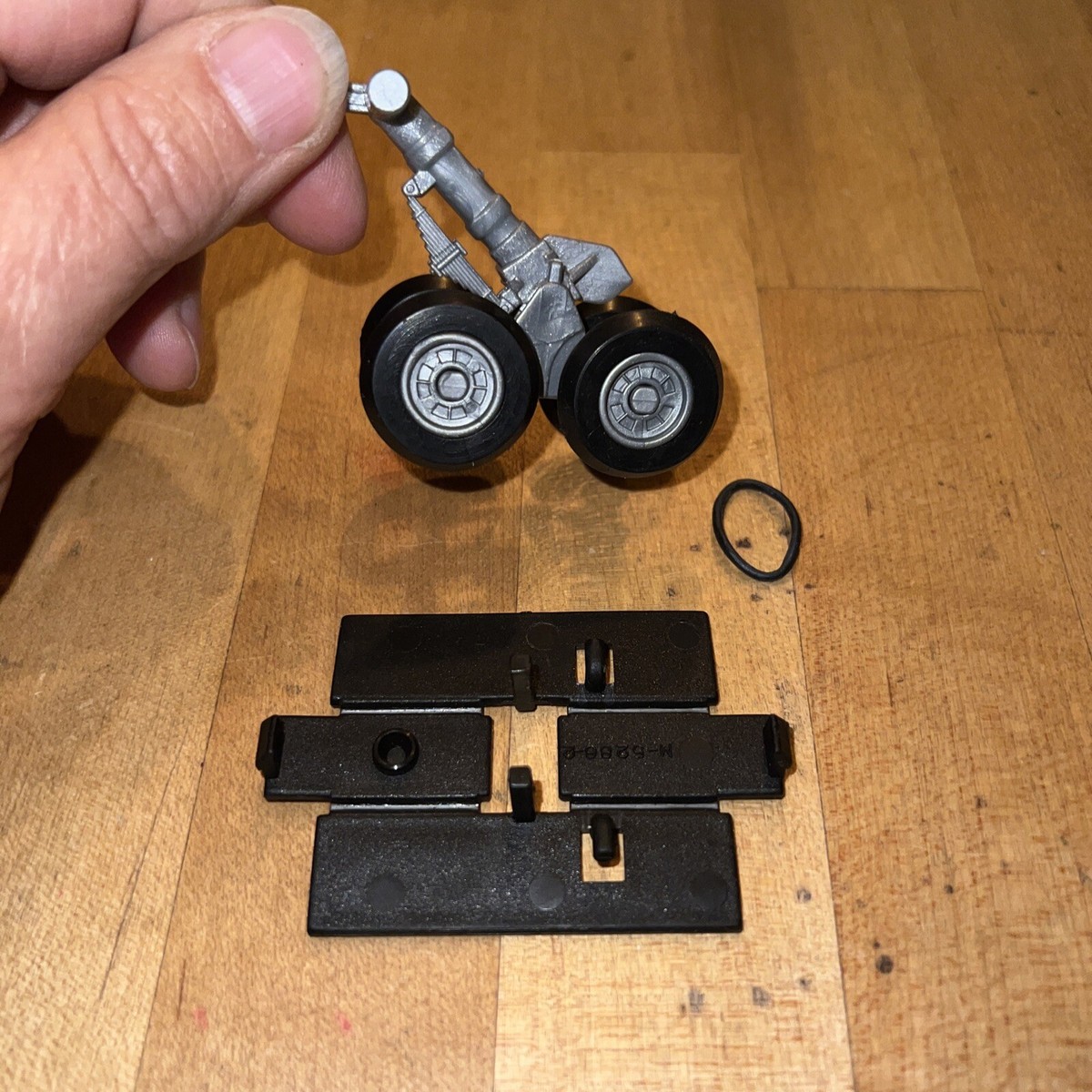 GI Joe PHANTOM X-19 Jet 1988 Front Wheels and door Original