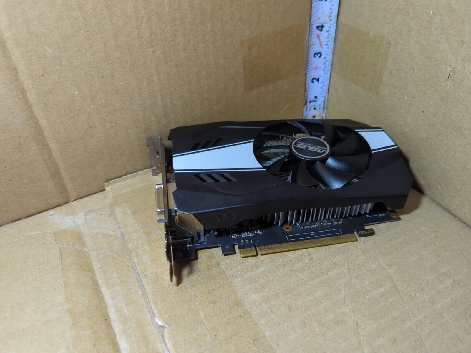 ASUS NVIDIA GeForce GTX 1060 3GB GDDR5 Graphics Card NOT WORKING *FOR PARTS*