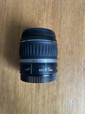 Canon EF-S 18-55mm F/3.5-5.6 II Standard-Zoomobjektiv Guter Zustand