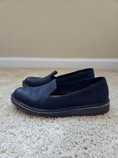 L.L.Bean flats womens 8M black leather slip on shoes