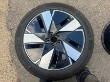 GENUINE VOLVO XC40 EX40 C40 RECHARGE 19" 8.5J ALLOY WHEEL REAR 32294213