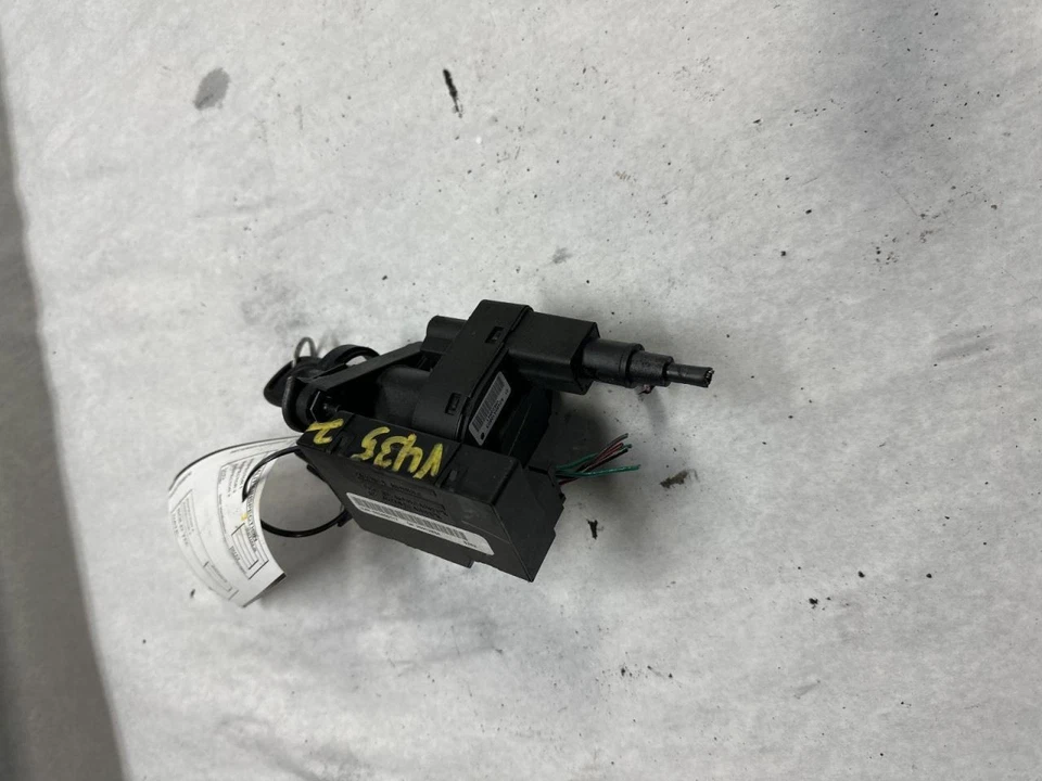 Ignition Switch Fits 04-12 MALIBU 1961324 - Image 2 of 4