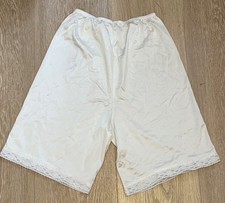 VANITY FAIR PANTALOONS IVORY NYLON SIZE SMALL PANTIES UNDERWEAR USA MADE EUC