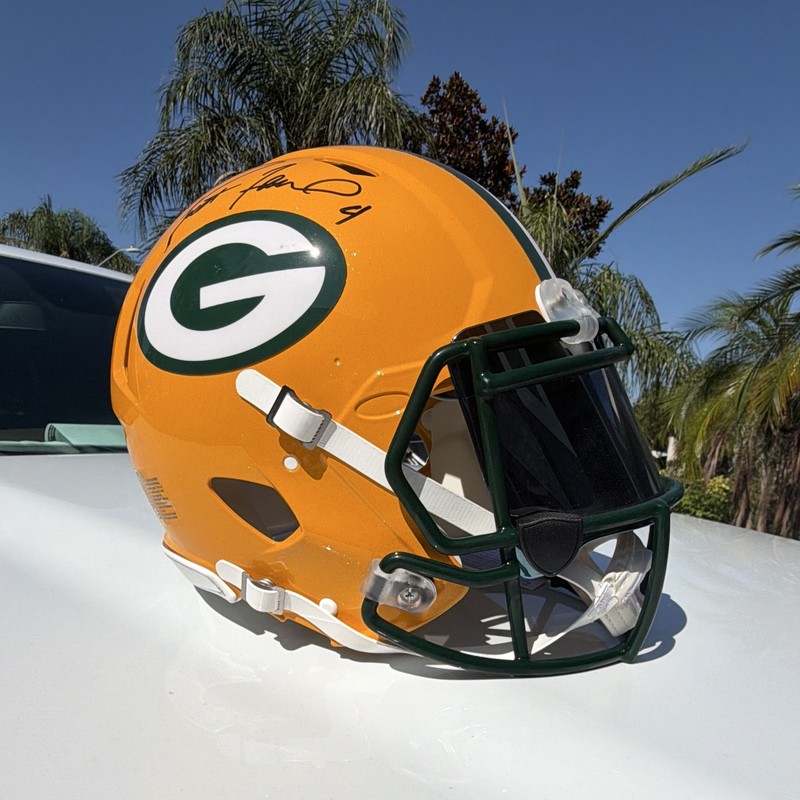 Brett Favre Signed Green Bay Packers Helmet w/ Brett Favre Sports COA