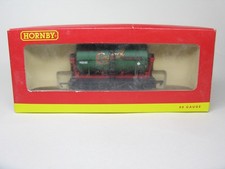 Hornby R127 Tank Wagon No. 65 Castrol Motor Oil, Wakefield Livery Boxed