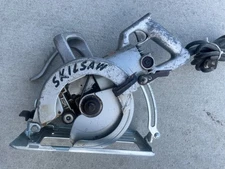 Original  Skilsaw  Model 367 6 1/2” Super Duty W/ Joist-Roof Sky Hook