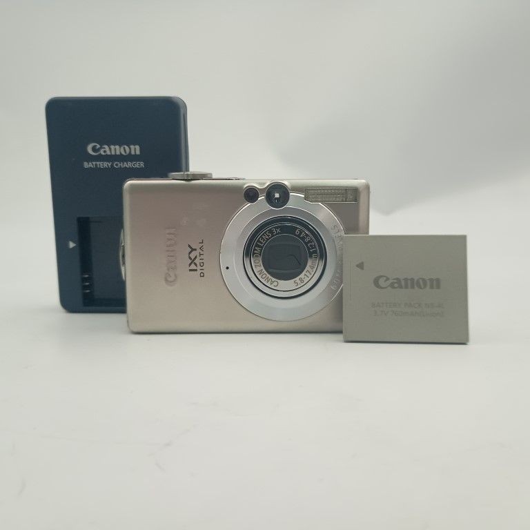 【Canon】IXY DIGITAL 70 Canon IXY DIGITAL 70 Compact Digital Camera Silver Tested