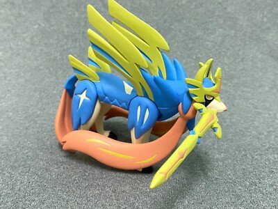 Zacian Zamazenta Pokemon monster Figure Nintendo Tomy Collection