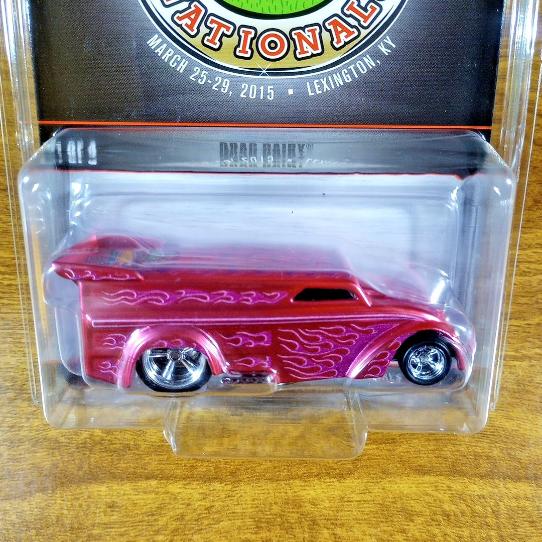 Hot Wheels RLC 15th Collectors Nationals Drag Dairy 674/3600 Pink