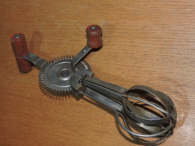VINTAGE ''LADD'' No. 3W HANDHELD EGG BEATER wood handles