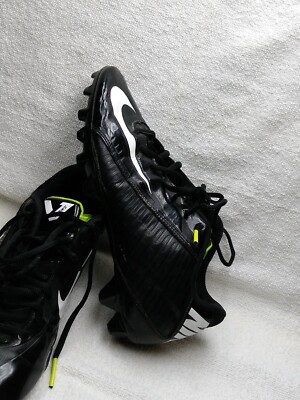 nike v strike cleats