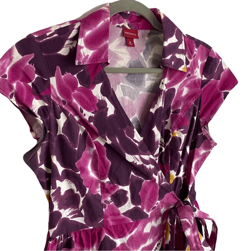 Merona Fit and Flare Abstract Moody Dark Floral Knee Length Wrap Dress Medium - Image 3 of 4