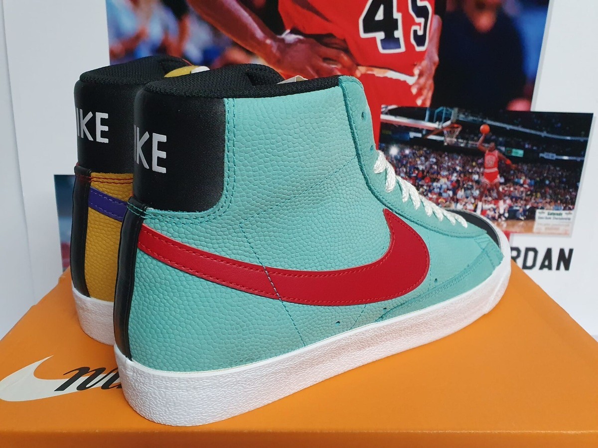 美品です！　ナイキ ブレーザー MID ’77 EMB NBA NIKE Nike BLAZER MID 77 EMB NBA WNBA 75TH Anniversary UK 9 EUR 44