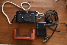 Leica M Type 240 M240 Black Camera Body w/ Ba...