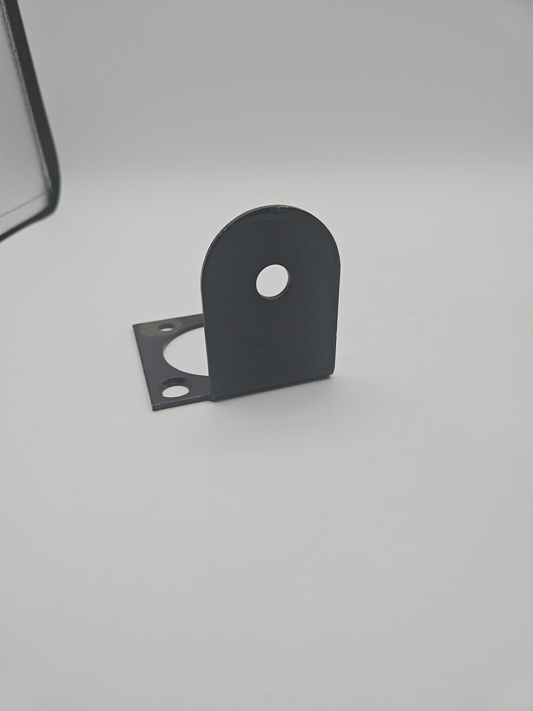 BENTLEY & ROLLS ROHRICH MOUNTING BRACKET RH (UG13950)