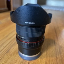 Obiettivo TTArtisan 90mm F1.25 per mirrorless Sony E