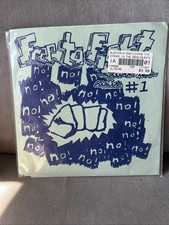 Sleater-Kinney / Cypher In The Snow - Free To Fight #1 7" Vinyl 1998 image