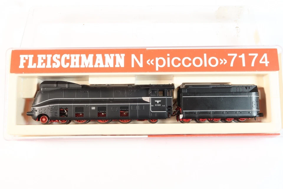 Fleischmann 7174 Stromlinien-Dampflok BR 01 1059 (01.10) der DRB N neuw. in OVP