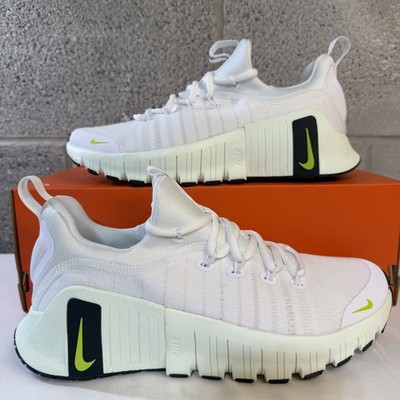 Nike Free Metcon 6  Color White/ Baby Green Women's 8 FJ7126-111