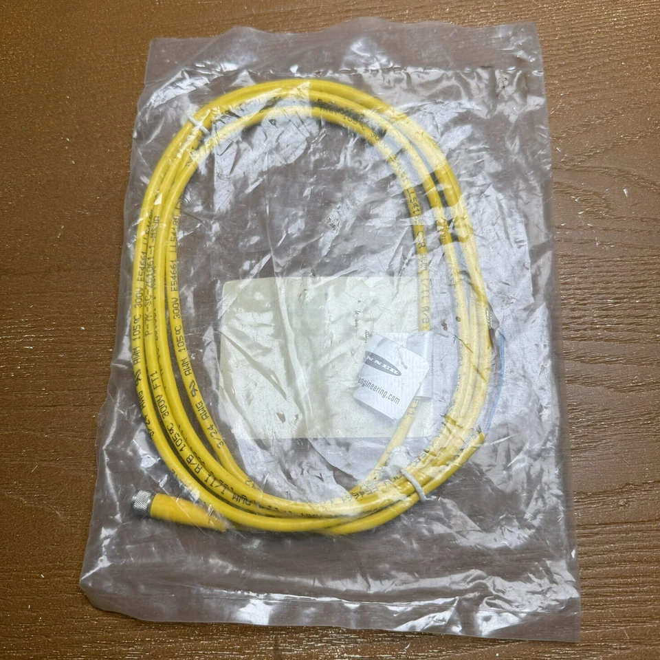 New Old Stock Banner Engineering P/N 63977 PKG 3M-2 3804M - Image 3 of 4