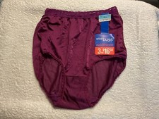 Maidenform Wise Buys 100 Nylon Hipster Brief Panties 6 Medium NWT Burgundy